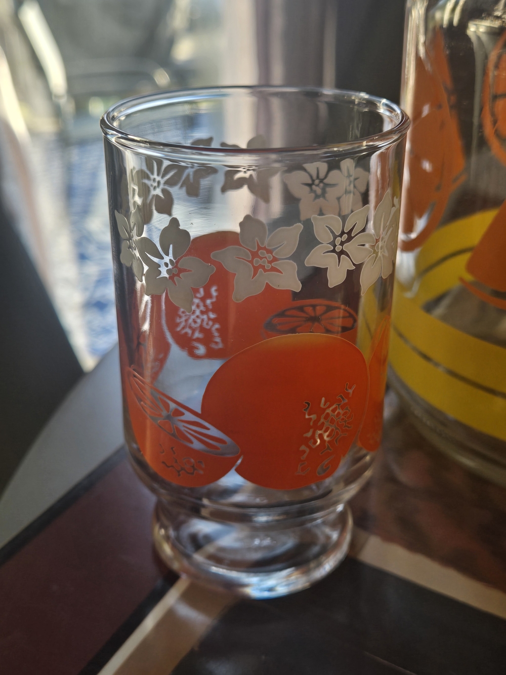 Vintage 1970s Libbey of Canada Clear Glass Carafe Pitcher - Picture 6 of 7
